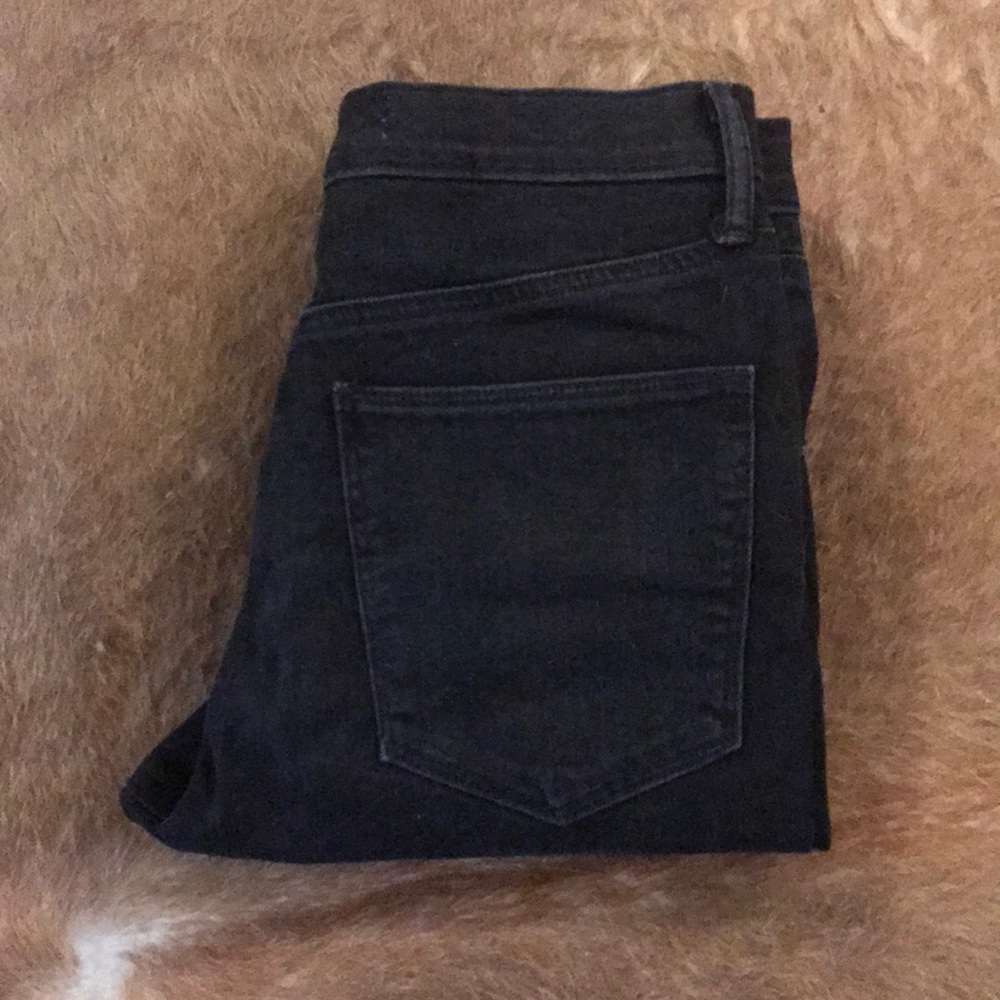 Black Gap skinny jeans!